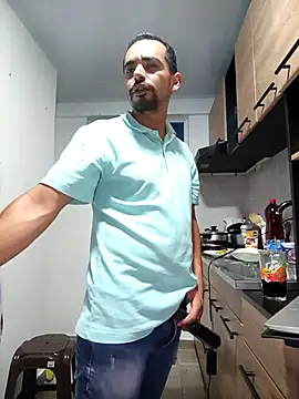 Snapshot of stivenlujan69 chatting on January 2026 03:09:02 AM stivenlujan69 online show from January 2026 03:09:02 AM