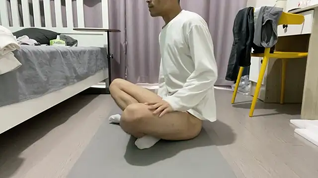 cily online show from December 2025 03:34:02 AM