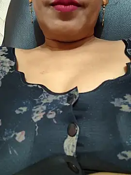 Snapshot of Sonalihot_ chatting on October 2025 06:46:01 AM Sonalihot online show from October 2025 06:46:01 AM