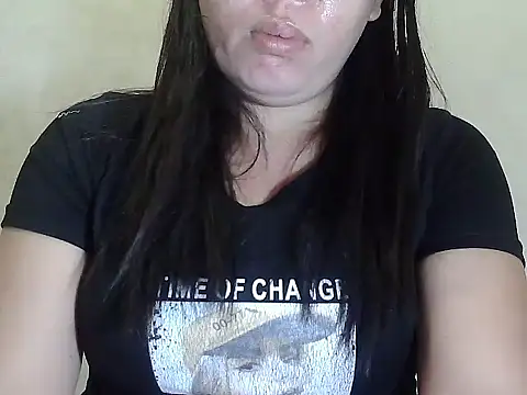 Snapshot of Ayiesha chatting on July 2026 07:21:01 AM Ayiesha online show from July 2026 07:21:01 AM