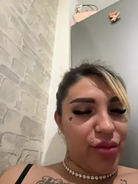Princess-Jasmine07 online show from June 2026 05:26:01 PM