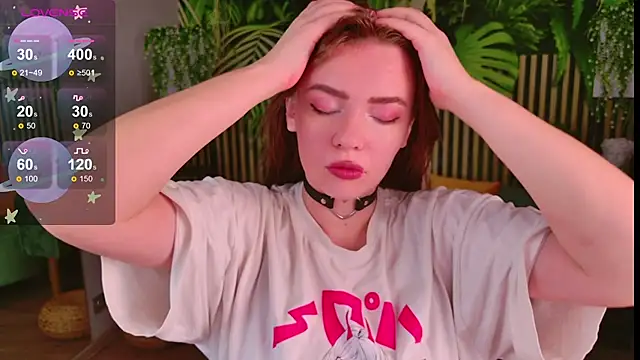 Moon  Bunny online show from October 2025 04:07:01 PM