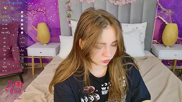 Moon  Bunny online show from February 2026 12:36:02 PM