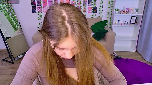 Moon  Bunny online show from April 2026 03:34:01 PM