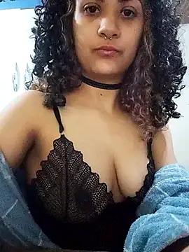 Snapshot of Camilla-23y chatting on September 2025 02:33:01 AM Camilla-23y online show from September 2025 02:33:01 AM