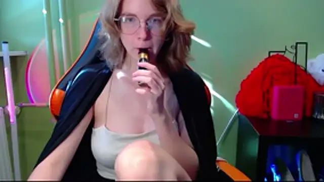 juicyPenny online show from July 2026 06:22:02 AM