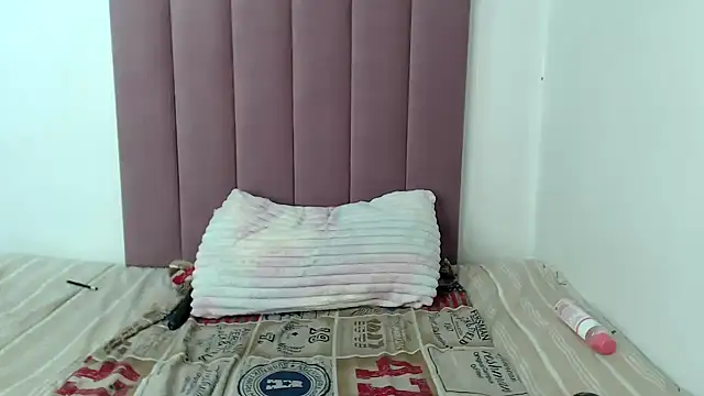 Snapshot of Abby_108 chatting on September 2025 01:44:02 AM Abby 108 online show from September 2025 01:44:02 AM