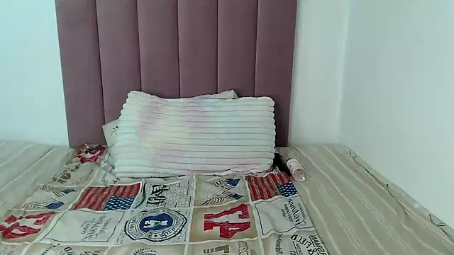 Snapshot of Abby_108 chatting on October 2025 06:59:01 PM Abby 108 online show from October 2025 06:59:01 PM