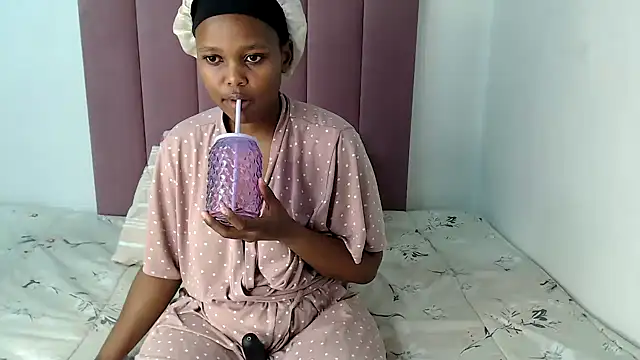 Snapshot of Abby_108 chatting on October 2025 02:54:02 AM Abby 108 online show from October 2025 02:54:02 AM