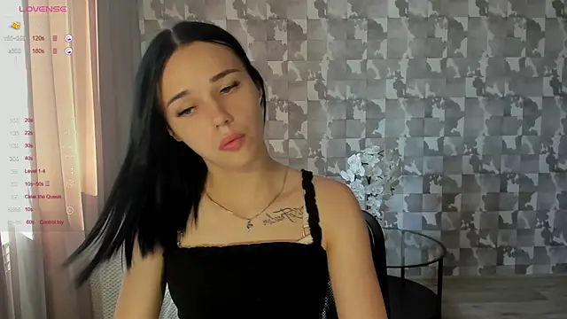 Kseni a online show from September 2025 10:07:01 AM