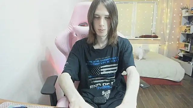 Snapshot of eleganc3 chatting on February 2026 06:28:02 PM eleganc3 online show from February 2026 06:28:02 PM