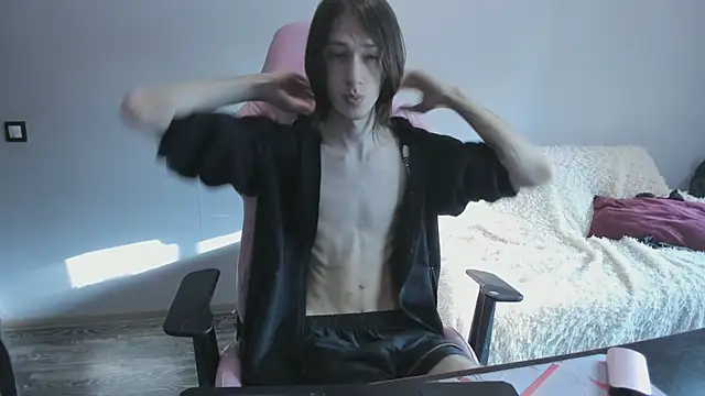 Snapshot of eleganc3 chatting on February 2026 07:50:01 AM eleganc3 online show from February 2026 07:50:01 AM