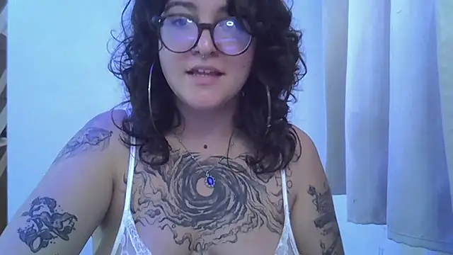 Blue Liz online show from September 2025 03:12:01 PM