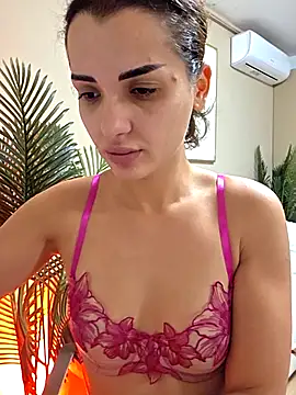 Snapshot of NaughtyChloe chatting on September 2025 05:18:02 AM NaughtyChloe online show from September 2025 05:18:02 AM