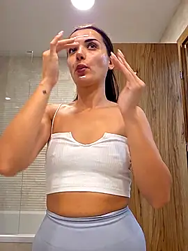 Snapshot of NaughtyChloe chatting on September 2025 08:27:01 AM NaughtyChloe online show from September 2025 08:27:01 AM