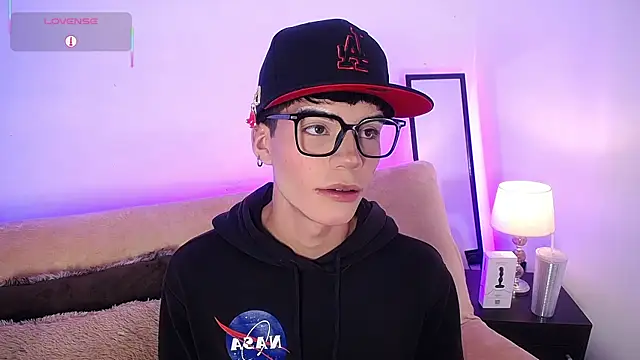 Dulcey  online show from January 2026 04:26:01 AM