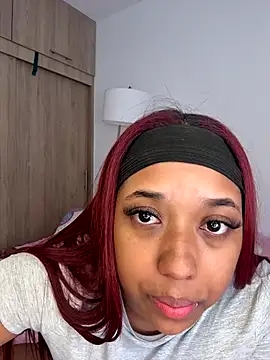  Zahara  online show from October 2025 07:03:01 PM