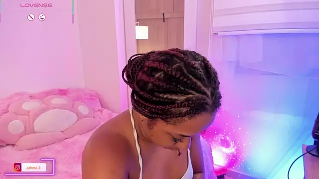 Snapshot of _Zahara_ chatting on November 2025 11:15:01 PM Zahara online show from November 2025 11:15:01 PM