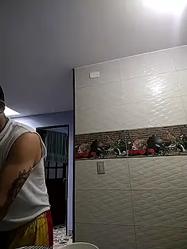 Snapshot of Dani22cmhot chatting on January 2026 02:33:02 PM Dani22cmhot online show from January 2026 02:33:02 PM