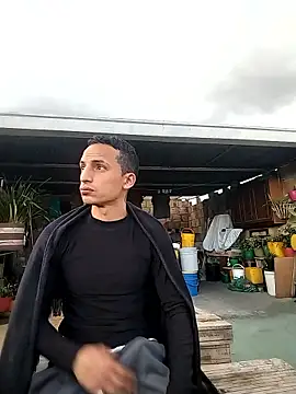 Snapshot of Dani22cmhot chatting on January 2026 11:09:02 PM Dani22cmhot online show from January 2026 11:09:02 PM