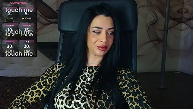 Snapshot of NaomiScarlet chatting on January 2026 07:32:01 AM NaomiScarlet online show from January 2026 07:32:01 AM