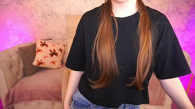 ArrinaWairr online show from May 2026 07:15:01 AM