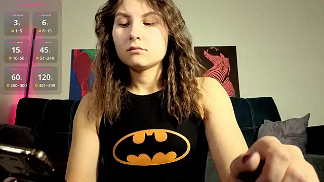 Snapshot of TrixiBell chatting on November 2025 04:34:01 AM TrixiBell online show from November 2025 04:34:01 AM