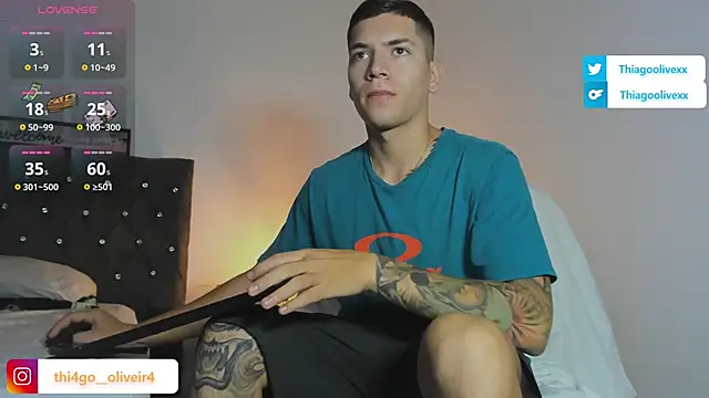 Snapshot of thiago_oliveiraa chatting on November 2025 02:51:01 PM thiago oliveiraa online show from November 2025 02:51:01 PM
