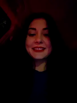 Snapshot of SaraViss20 chatting on October 2025 09:36:01 PM SaraViss20 online show from October 2025 09:36:01 PM