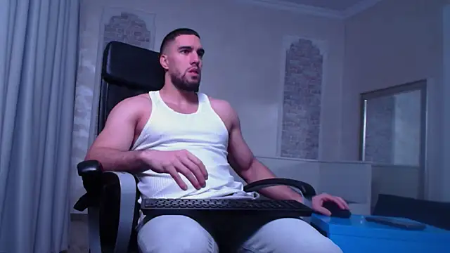 Snapshot of IvanHydee chatting on October 2025 04:55:01 AM IvanHydee online show from October 2025 04:55:01 AM