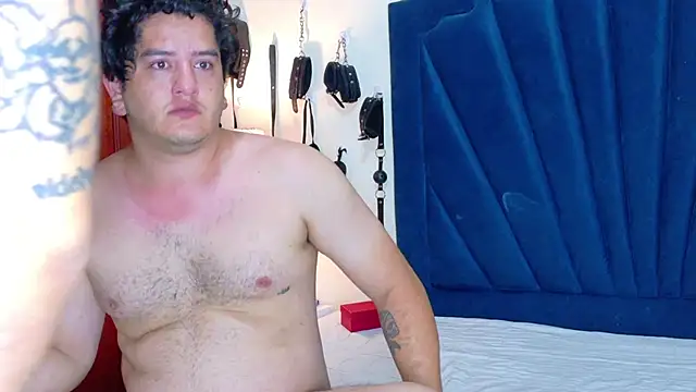 RoxyandAron2 online show from April 2026 12:14:01 PM