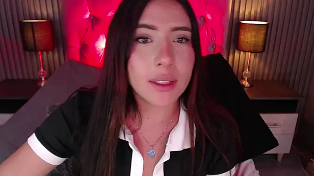 Snapshot of Bonnali_lune chatting on January 2026 11:07:01 PM Bonnali lune online show from January 2026 11:07:01 PM