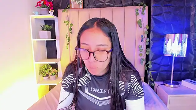 Snapshot of Bonnali_lune chatting on February 2026 07:39:01 PM Bonnali lune online show from February 2026 07:39:01 PM