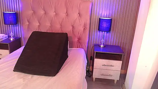 Snapshot of Bonnali_lune chatting on February 2026 10:17:01 PM Bonnali lune online show from February 2026 10:17:01 PM