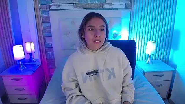 Snapshot of Bonnali_lune chatting on March 2026 03:12:01 AM Bonnali lune online show from March 2026 03:12:01 AM