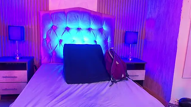 Snapshot of Bonnali_lune chatting on March 2026 04:18:01 AM Bonnali lune online show from March 2026 04:18:01 AM