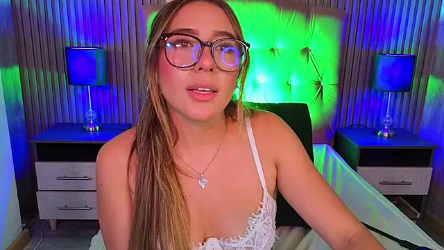 Snapshot of Bonnali_lune chatting on March 2026 08:26:33 AM Bonnali lune online show from March 2026 08:26:33 AM