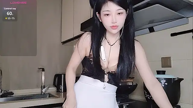 Snapshot of Coco--01 chatting on September 2025 12:03:01 AM Coco--01 online show from September 2025 12:03:01 AM