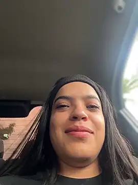 JuanitaMore01 online show from May 2026 08:37:01 PM