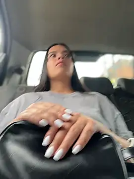 JuanitaMore01 online show from May 2026 08:27:01 PM