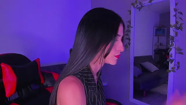 ZoeValencia1 online show from July 2026 12:12:02 PM