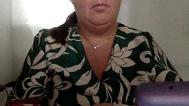 LaReginaNera online show from June 2026 12:09:02 PM