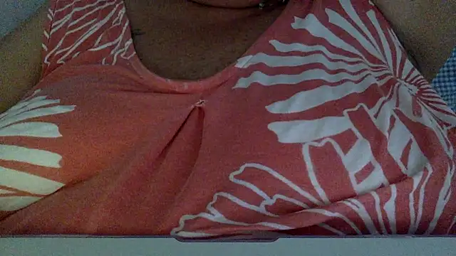 LaReginaNera online show from June 2026 12:22:01 PM
