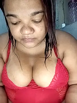 melcarioca1111 online show from March 2026 06:23:02 PM