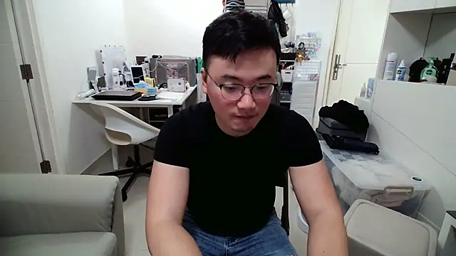 kk1m13 online show from February 2026 12:10:02 PM