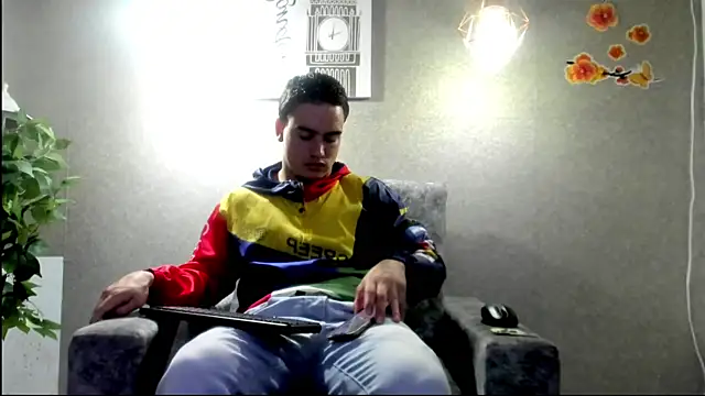 Snapshot of battistaturner chatting on October 2025 02:34:01 AM battistaturner online show from October 2025 02:34:01 AM