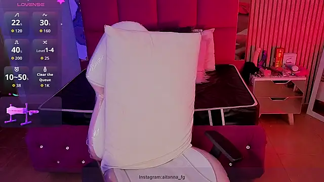 Snapshot of _aitana_001 chatting on September 2025 08:53:02 PM aitana 001 online show from September 2025 08:53:02 PM