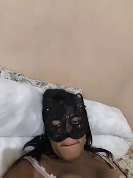 Snapshot of DuCreu chatting on November 2025 03:38:02 AM DuCreu online show from November 2025 03:38:02 AM