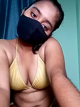 shrutee12 online show from April 2026 05:26:02 PM