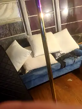 Snapshot of Anna-May97 chatting on February 2026 02:21:02 AM Anna-May97 online show from February 2026 02:21:02 AM